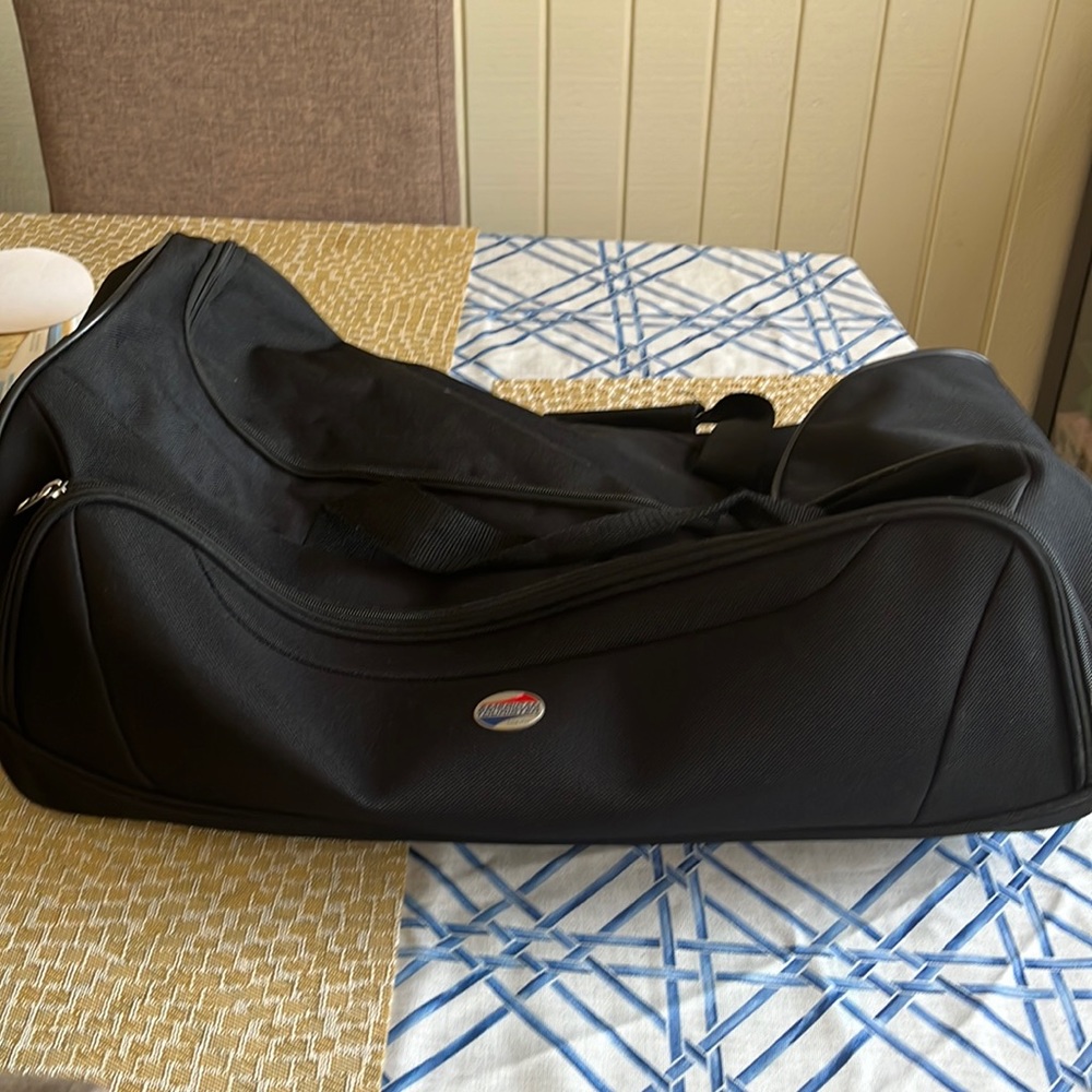 American tourister brand new